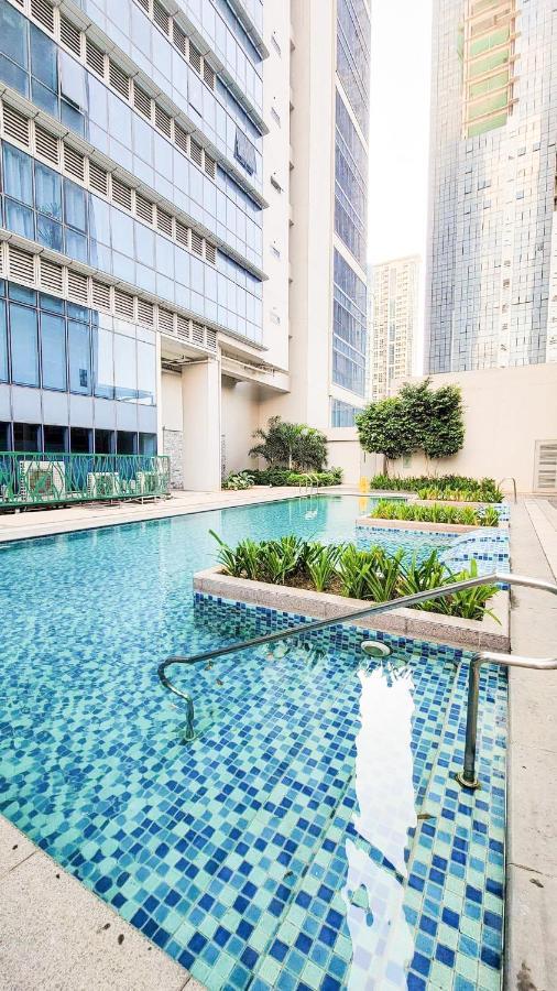 Aparthotel Modern 1Br In Uptown Bgc à Taguig Extérieur photo